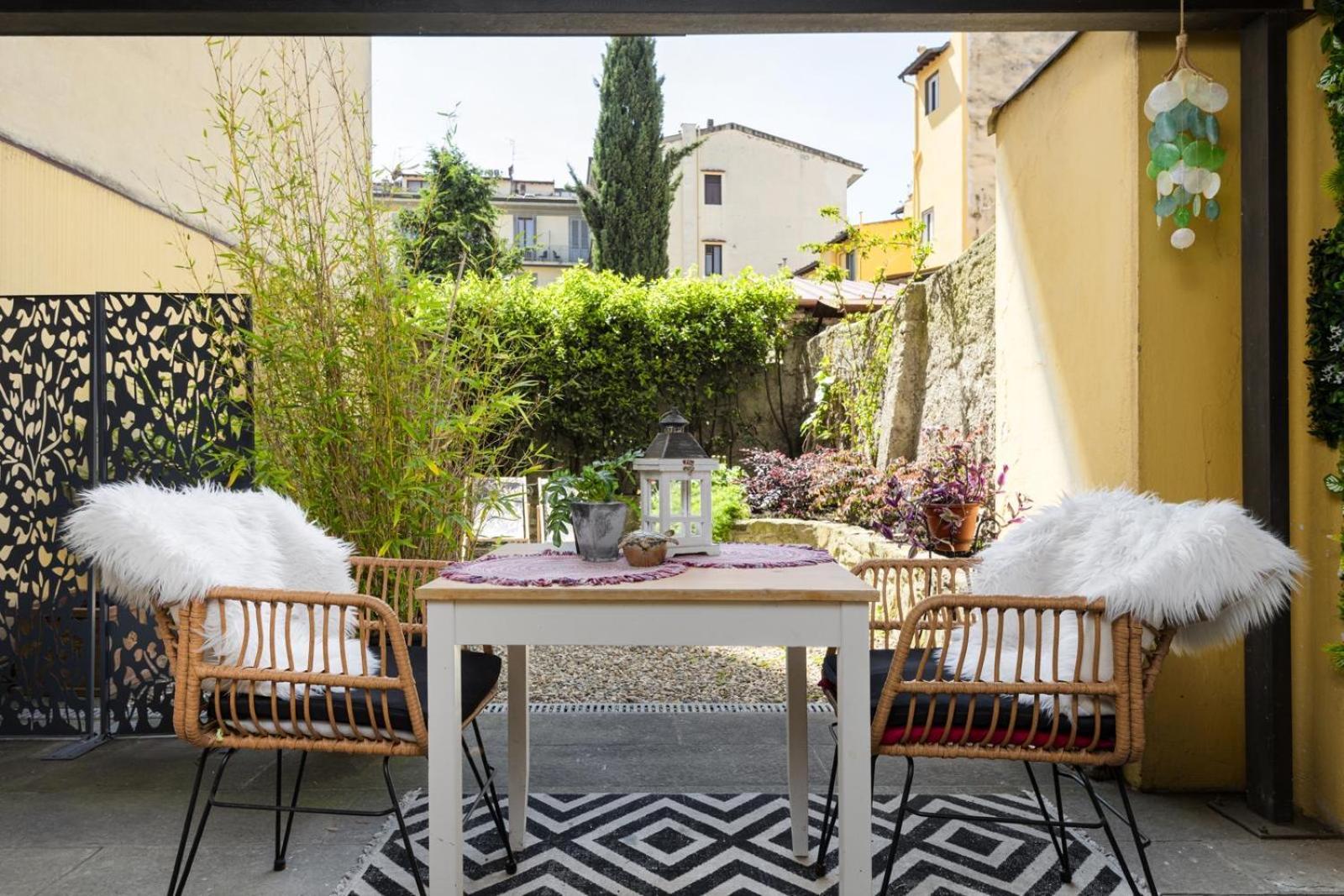 Apartment Nadia's Lovely - With Private Garden And Jacuzzi Florence